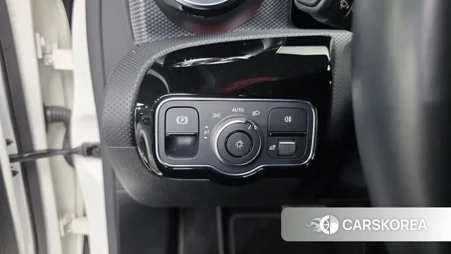 Mercedes-Benz A-Class W177 2021 Белый из Кореи, фото 4