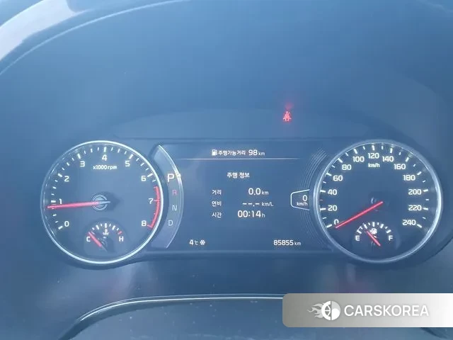 Kia Seltos 2022 Белый из Кореи, фото 4