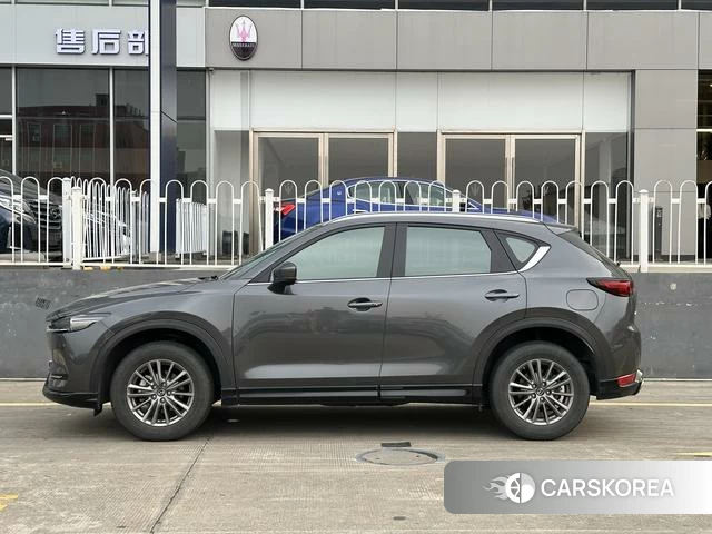 Mazda CX-5 2021 Темно-серый из Китая, фото 4