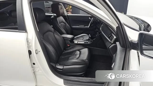 Kia The New K5 2nd generation 2018 Белый из Кореи, фото 4