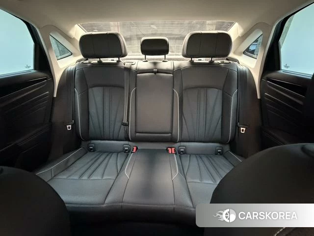 Volkswagen Passat 2024 Черный из Китая, фото 4