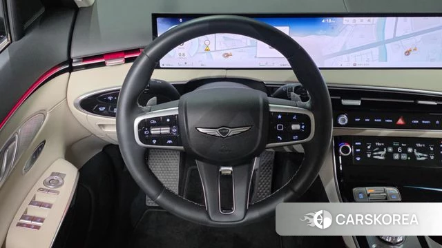 Genesis GV70 2024 Серый из Кореи, фото 4