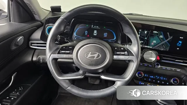 Hyundai The New Avante (CN7) 2023 Белый из Кореи, фото 4