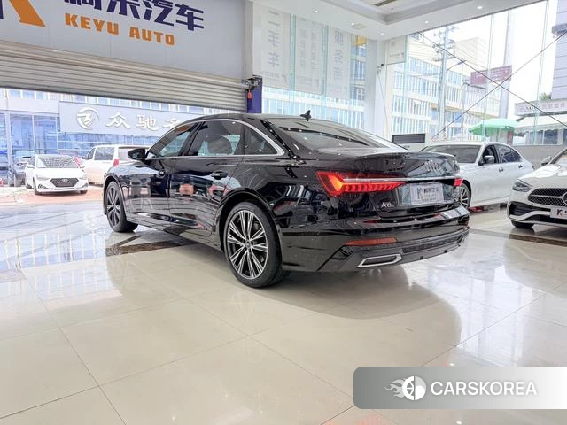 Audi A6L 2022 Черный из Китая, фото 4