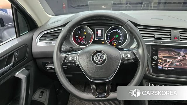 Volkswagen Tiguan second Generation 2020 Серый из Кореи, фото 4