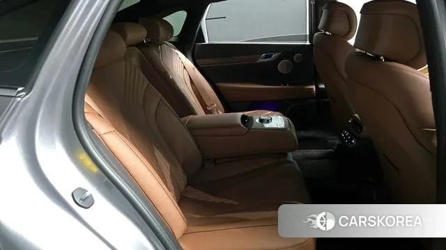 Genesis G80 (RG3) 2023 Серебристо-серый из Кореи, фото 4