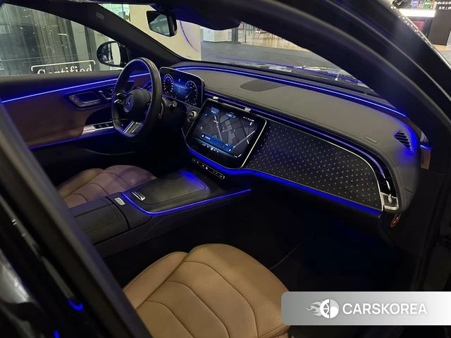 Mercedes-Benz E-class 2024 Черный из Китая, фото 4