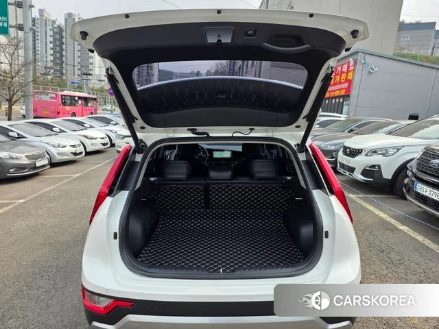 Kia Di Ol Nu Niro 2023 Белый из Кореи, фото 4