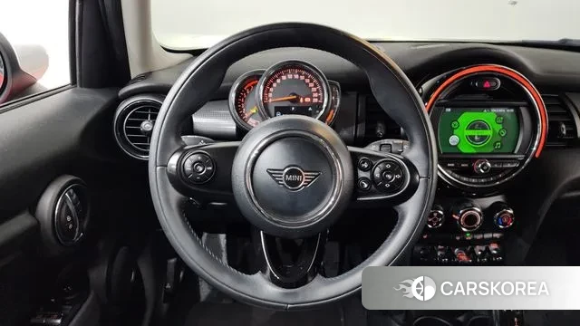 Mini Cooper 2019 Красный из Кореи, фото 4