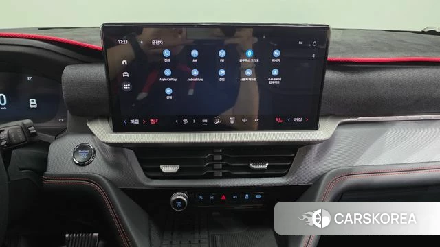 Ford Explorer 6th Generation 2025 Белый из Кореи, фото 4