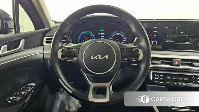 Kia K5 Hybrid 3rd Generation 2023 Черный из Кореи, фото 4