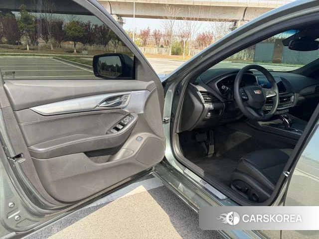 Cadillac CT5 2023 Зеленый из Китая, фото 4
