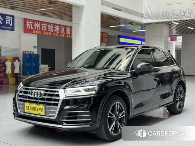 Audi Q5L 2021 Черный из Китая, фото 4