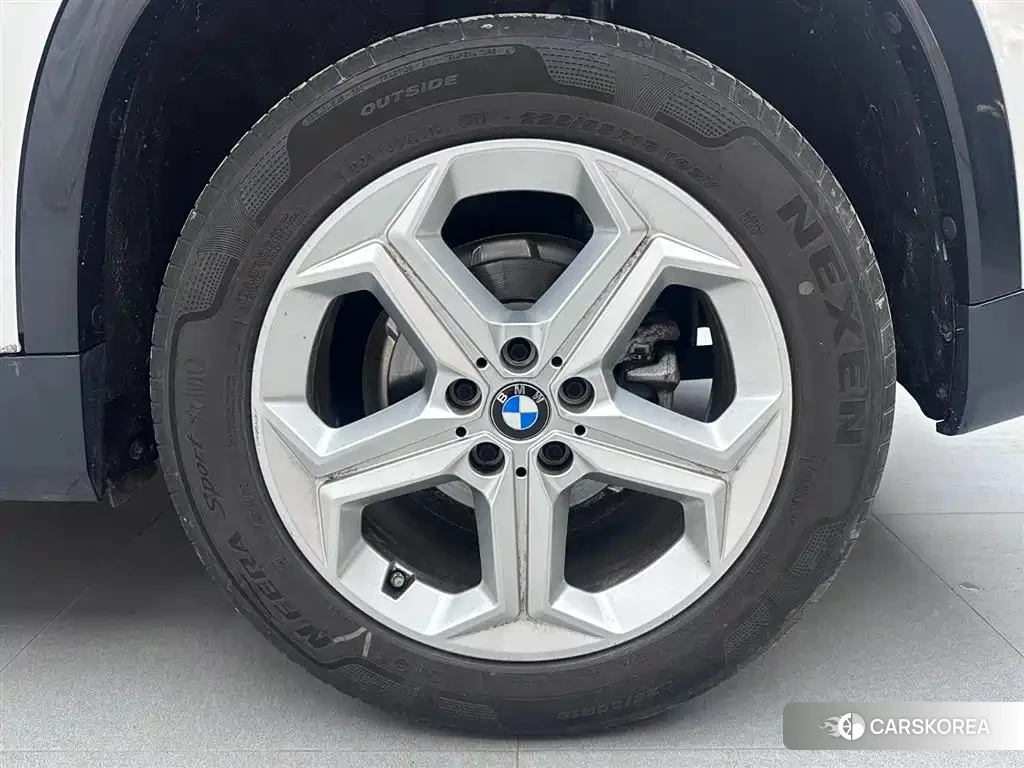 BMW X1 2025 Белый из Китая, фото 4