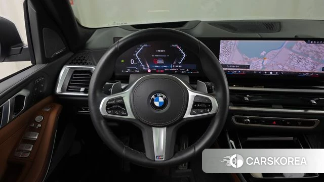 BMW X7 (G07) 2024 Белый из Кореи, фото 4