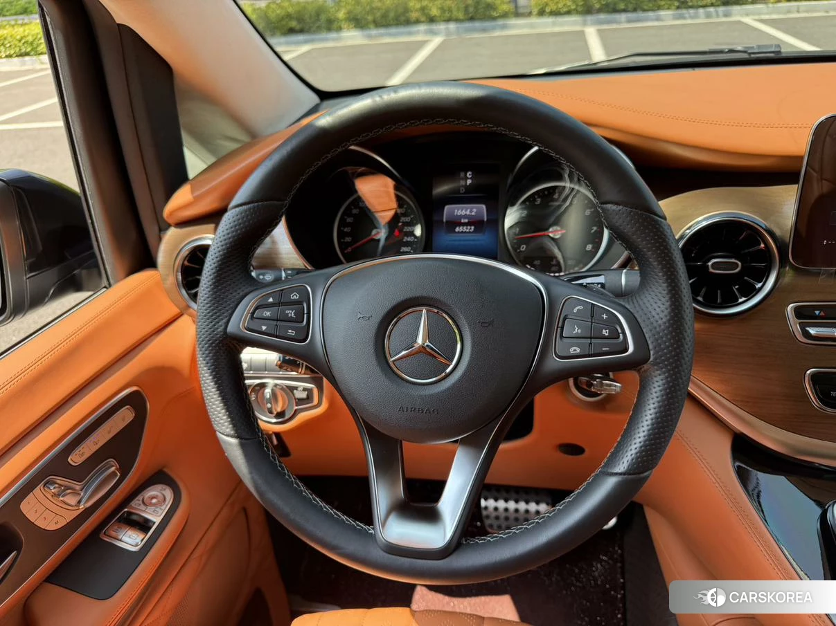 Mercedes-Benz V-class 2022 Черный из Китая, фото 4