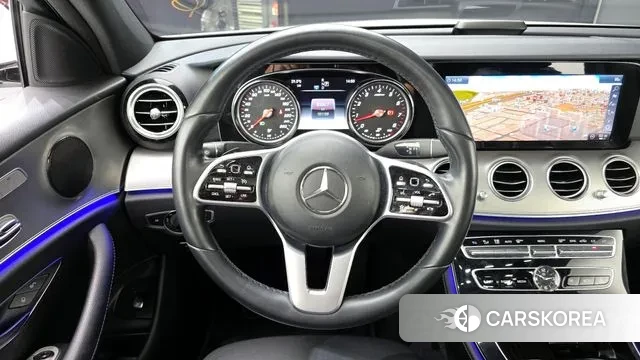 Mercedes-Benz E-Class W213 2018 Белый из Кореи, фото 4