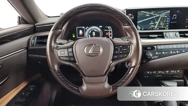 Lexus ES300h 7th generation 2020 Серебристо-серый из Кореи, фото 4