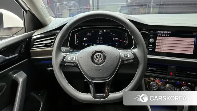 Volkswagen 7th Generation of Jetta 2021 Белый из Кореи, фото 4