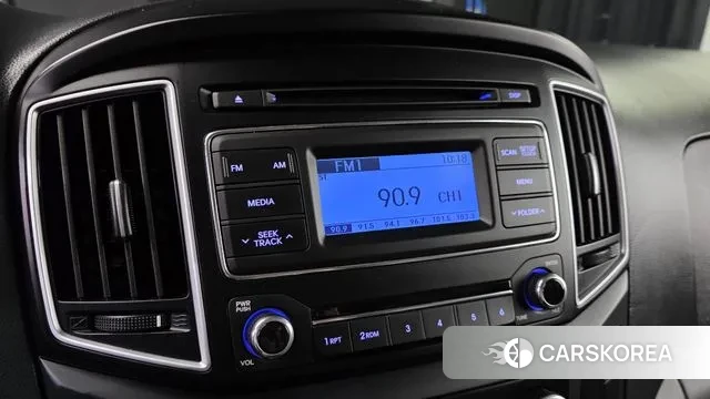 Hyundai The New Grand Starex 2018 Серебристо-серый из Кореи, фото 4