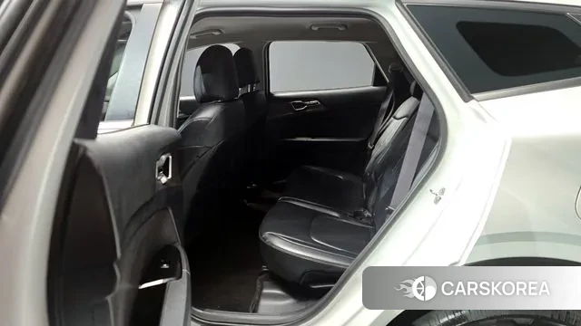 Kia Sportage 5th Generation 2022 Белый из Кореи, фото 4