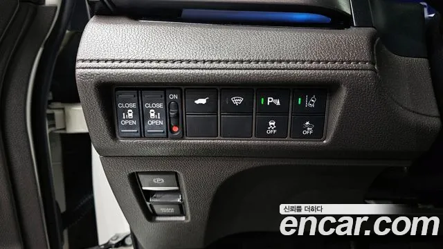 Honda Odyssey 2018 Белый из Кореи, фото 4