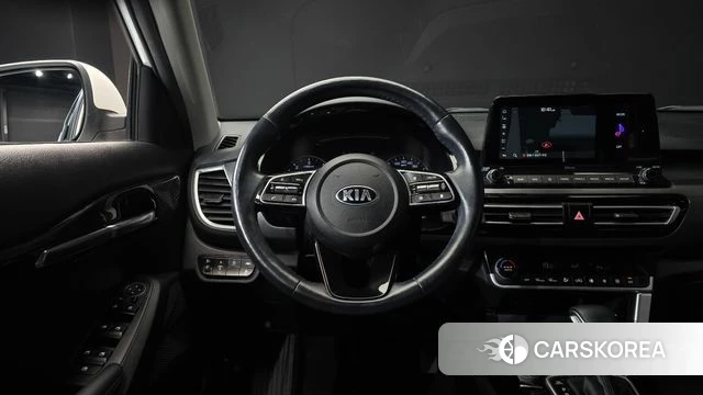 Kia Seltos 2019 Белый из Кореи, фото 4