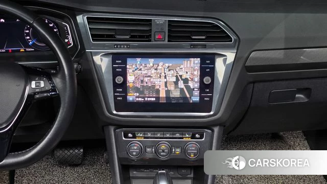 Volkswagen Tiguan second Generation 2020 Белый из Кореи, фото 4