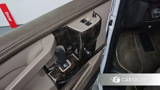 Chevrolet Express Van 2018 Белый из Кореи, фото 4