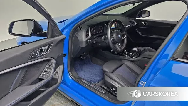 BMW 1 Series (F40) 2023 Синий из Кореи, фото 4