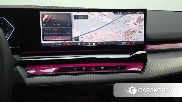 BMW 5 Series (G60) 2025 Серый из Кореи, фото 4