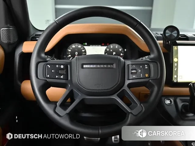 Land Rover Defender (L663) 2024 Черный из Кореи, фото 4