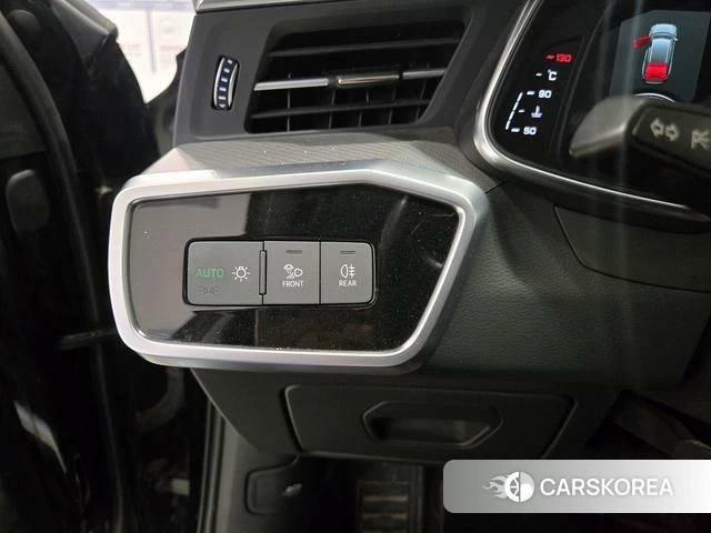 Audi A6 (import) 2021 Черный из Китая, фото 4