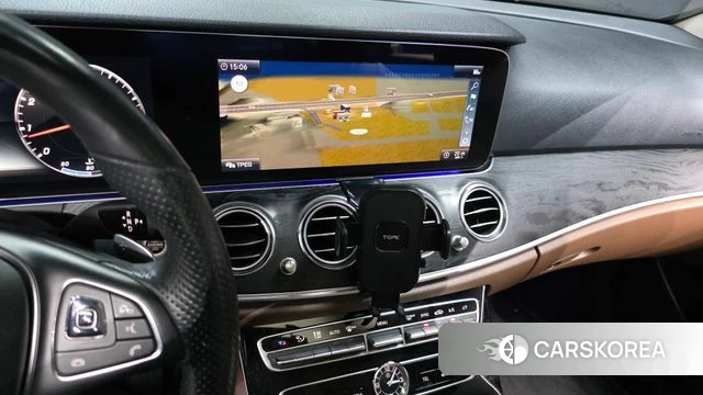 Mercedes-Benz E-Class W213 2018 Серый из Кореи, фото 4