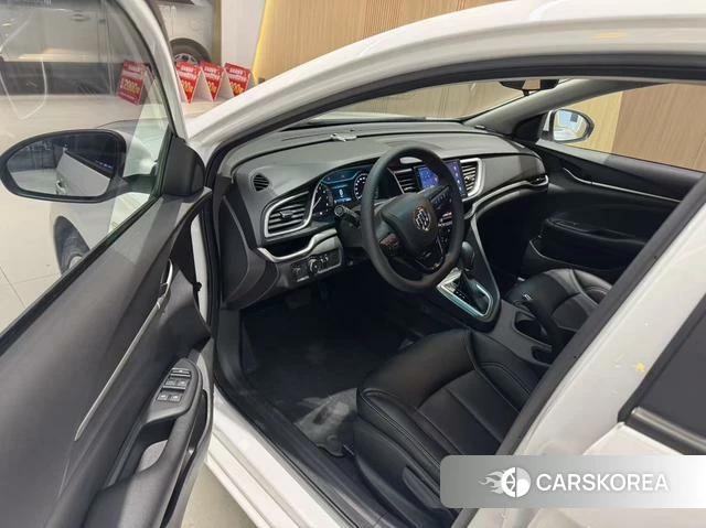 Buick Yinglang 2021 Белый из Китая, фото 4
