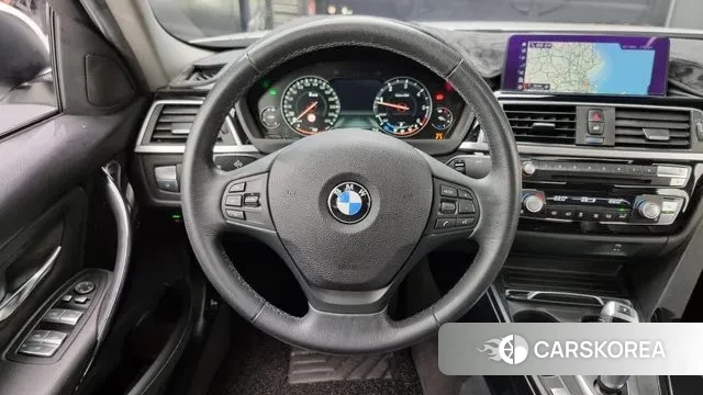 BMW 3 Series (F30) 2018 Белый из Кореи, фото 4