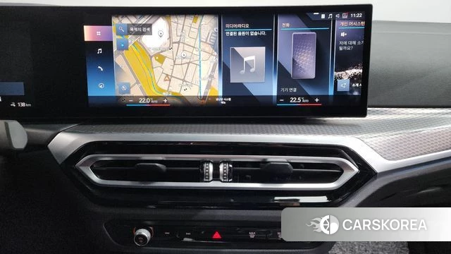 BMW i4 2022 Светло-серебряный цвет из Кореи, фото 4