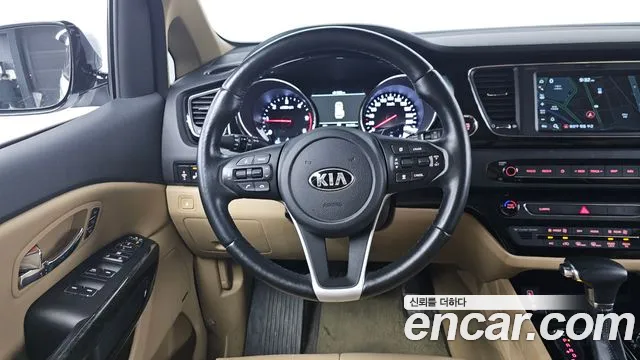 Kia The New Carnival 2018 Белый из Кореи, фото 4