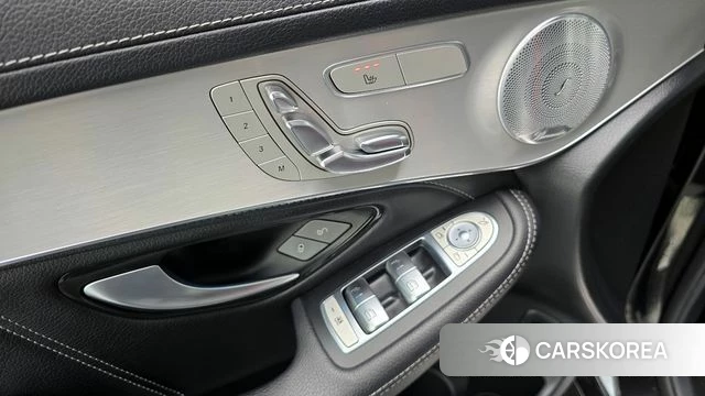 Mercedes-Benz GLC-Class X253 2019 Черный из Кореи, фото 4