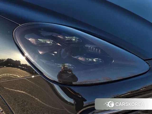 Porsche Cayenne (PO536) 2020 Черный из Кореи, фото 4