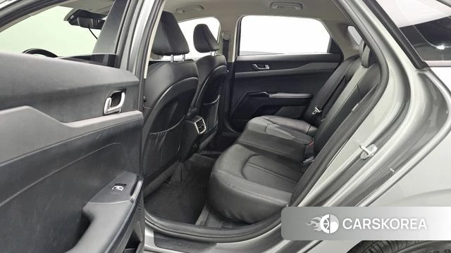 Kia K5 3rd generation 2022 Серебристо-серый из Кореи, фото 4