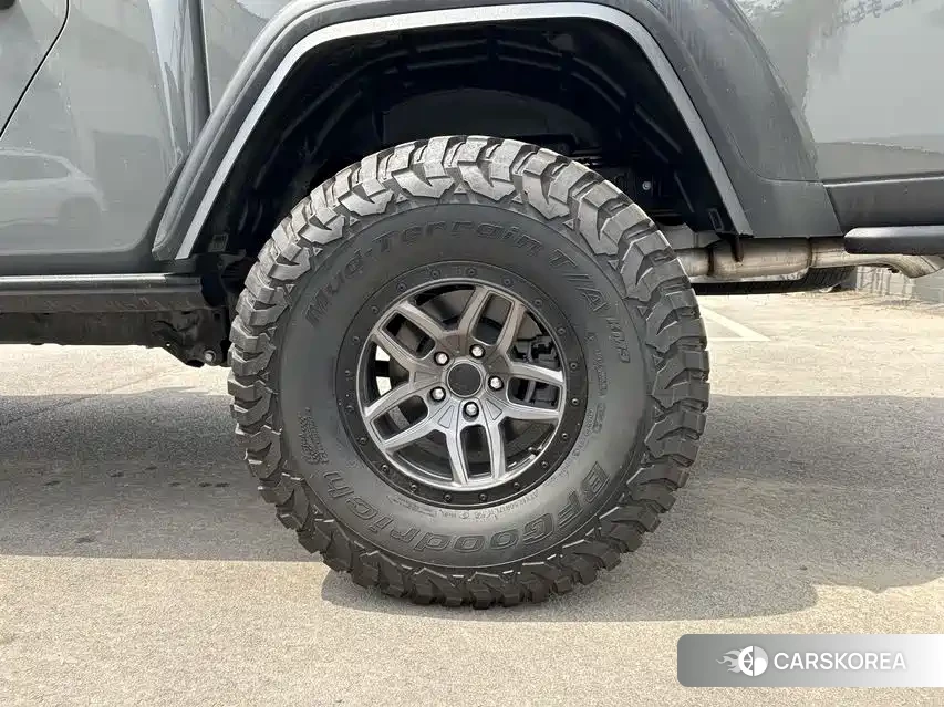 Jeep Gladiator 2025 Зеленый из Китая, фото 4