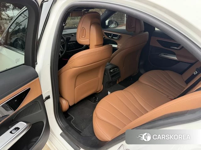 Mercedes-Benz E-Class W214 2024 Белый из Кореи, фото 4