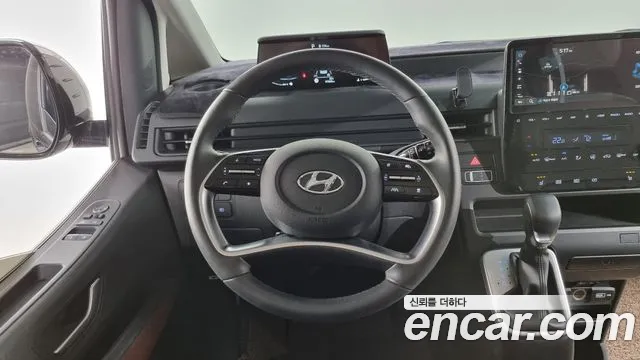 Hyundai Staria 2023 Черный из Кореи, фото 4