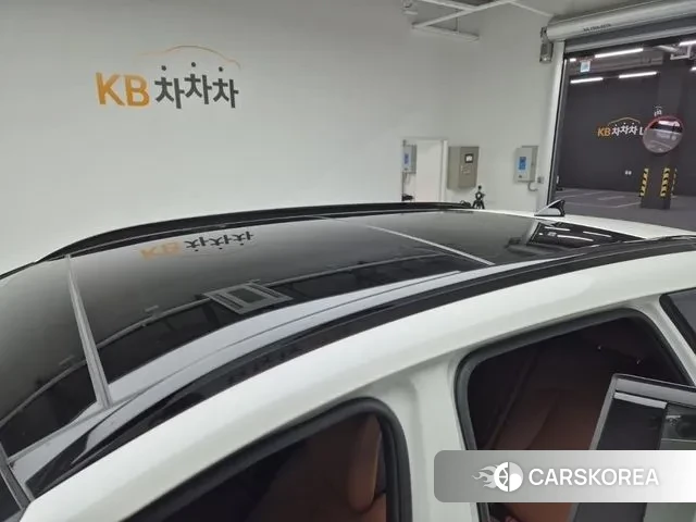 Kia Sportage 5th Generation 2023 Белый из Кореи, фото 4