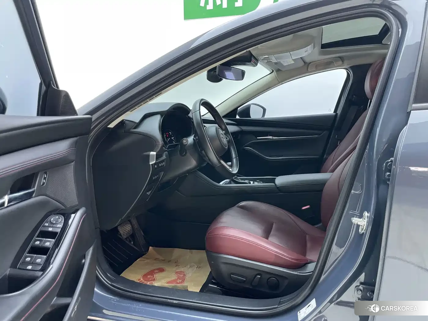 Mazda 3 2023 Silver/gray из Китая, фото 4