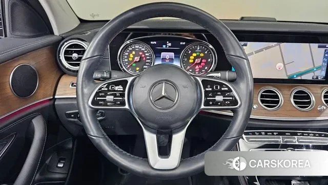 Mercedes-Benz E-Class W213 2019 Черный из Кореи, фото 4