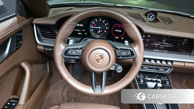 Porsche 911(992) 2024 Серебристо-серый из Кореи, фото 4