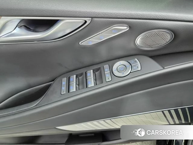 Genesis Electrified G80 (RG3) 2023 Черный из Кореи, фото 4