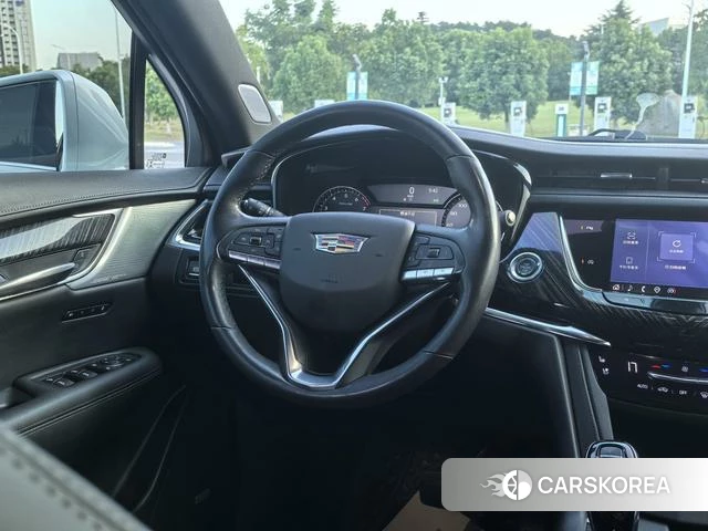 Cadillac XT6 2021 Белый из Китая, фото 4